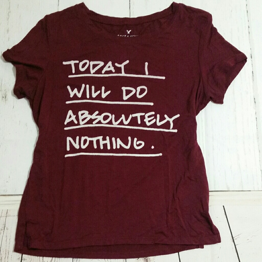 AMERICAN EAGLE maroon baby tee M